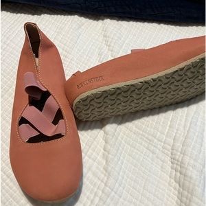 Birkenstock women’s shoes, size 38, light dusty pink, barely worn